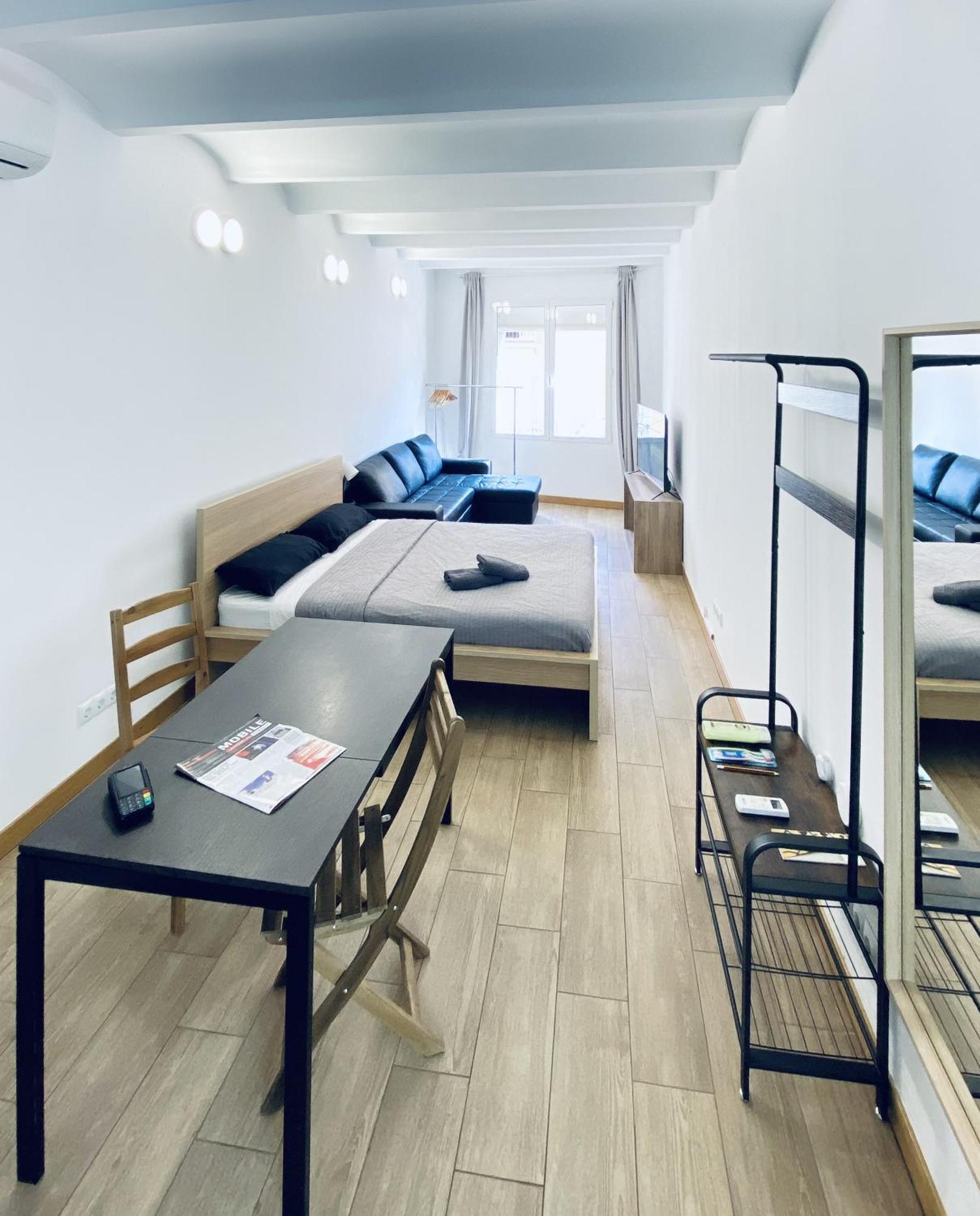 Apl Sants Lofts Bcn Fira Camp Nou Apartment *